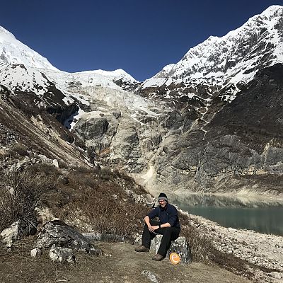 April 2019, Nepal: Unser Peter wollte mit dem "e" 4 Wochen lang gaaaanz hoch hinaus. Es ging nach Nepal, einmal rund um den Manaslu (8.163 m), den achthöchsten Berg der Erde.