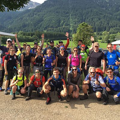 22 exito Gipfelstürmer kurz vor dem Start zur 1. AlpenCross Etappe in Pfronten.