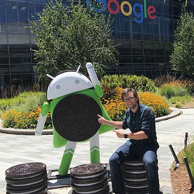 Juli 2018: Vom F zum G ;-) Peter schaut auf seiner Silicon Valley Tour am Google Campus in Mountain View vorbei. 