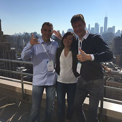 Oktober 2016: Google CEO Agency Summit in New York. Auf der Dachterrasse mit Hye Uon (Google) und Markus (hurra.com).