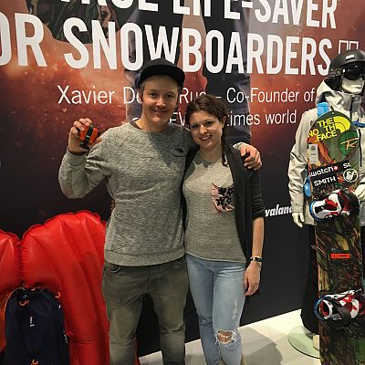 Februar 2017: Auf der ISPO trifft Ana den Franzosen Xavier De Le Rue, einen der weltweit besten Snowboarder.