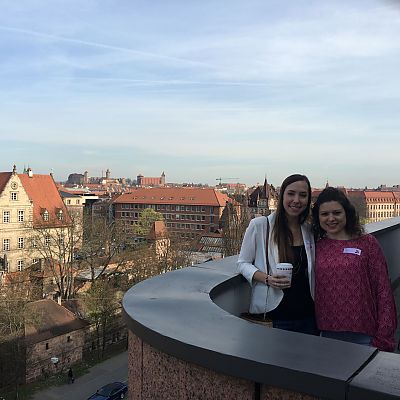 März 2017: Ana und Amanda beim Shiftschool Innovations-Festival "Aufgewacht!" in Nürnberg.