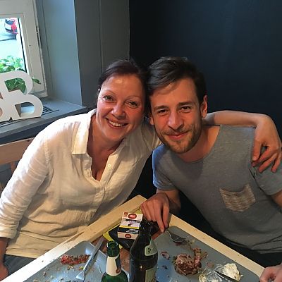 Mai 2018: Franzi und Christoph bei der exito Geburtstagsfeier in der Burger Bar.