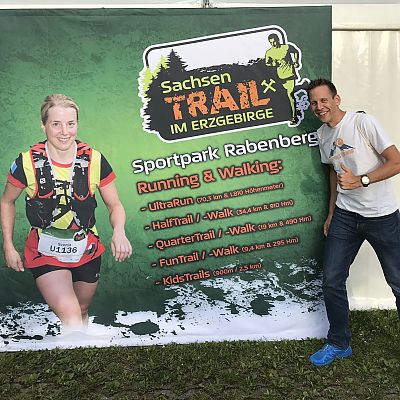 Juni 2018: Die Beine unseres Ultrarunners Stefan wollen schon wieder bewegt werden. Er vertritt unser Trailrunning-Team "exito Gipfelstürmer" auf der 70,3 km langen "UltraRun"-Distanz beim SachsenTrail im Erzgebirge. 